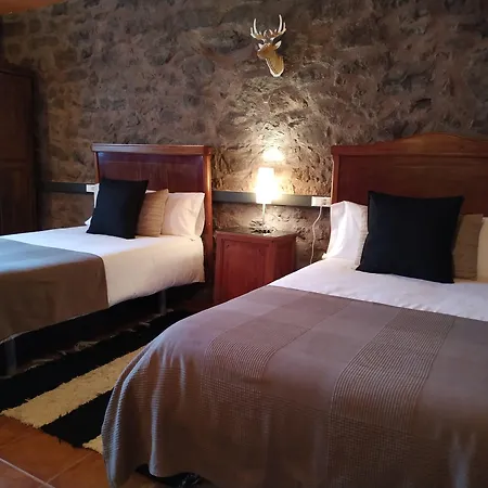 Rural Curia 2* El Castellar