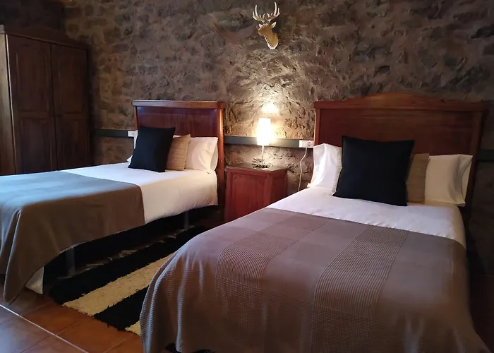 Rural Curia 2* El Castellar